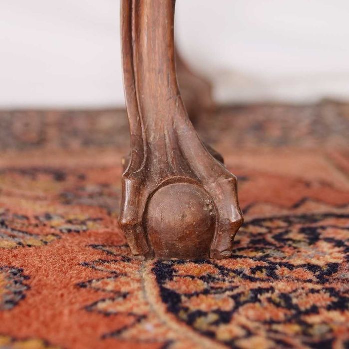 Cómoda ao estilo D. João V em madeira maciça