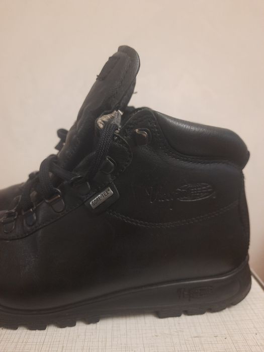 Ботинки GORE-TEX