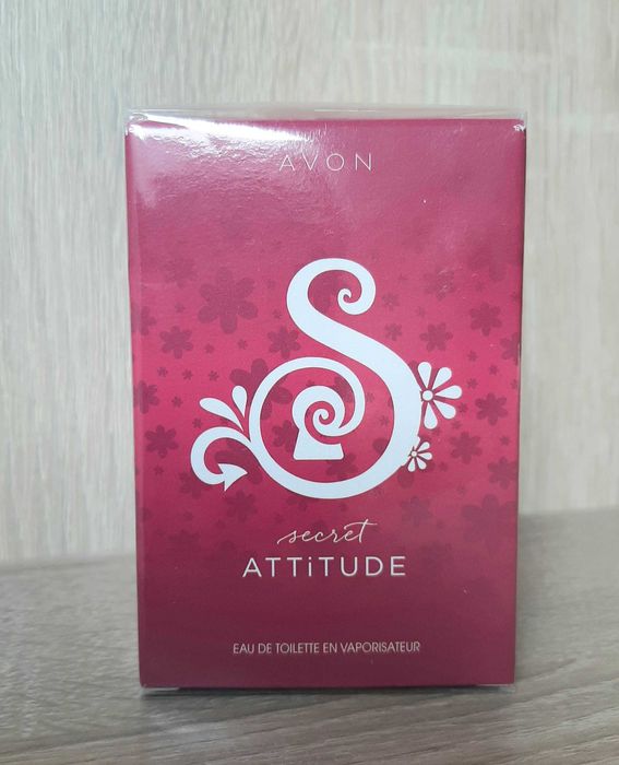 Perfumy UNIKAT Avon Secret Attitude