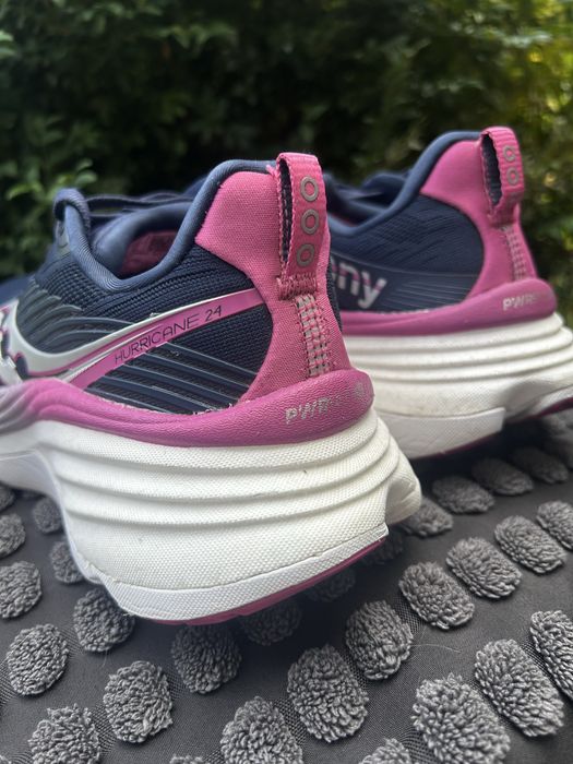 Saucony Hurricane 24 damskie buty do biegania r. 38,5 / 24 cm