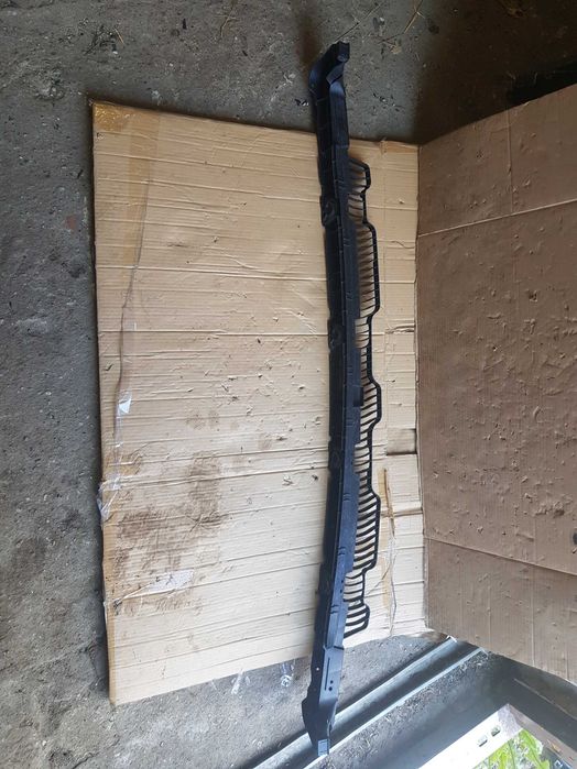 listwa mocująca zderzak tył VW Golf 7 VII