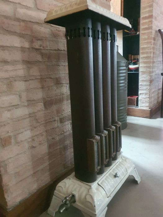 Radiador antigo em ferro
