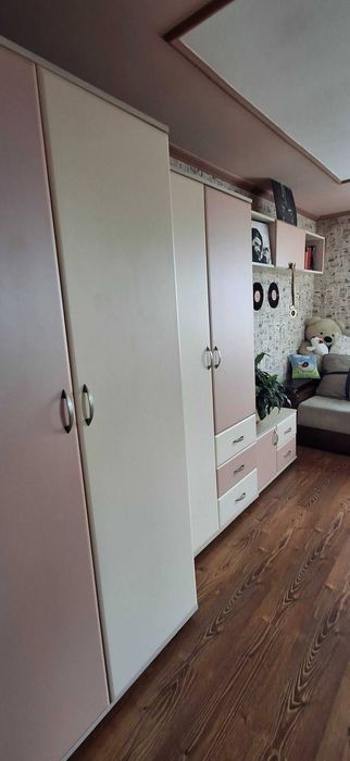 Продаж частини будинку на Польовій з окремим двором і хорошим ремонтом!