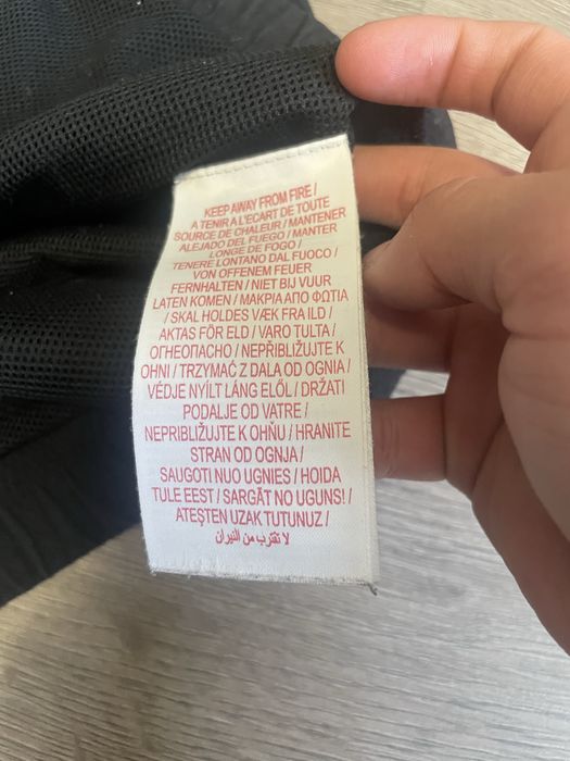 Вітровка Nike