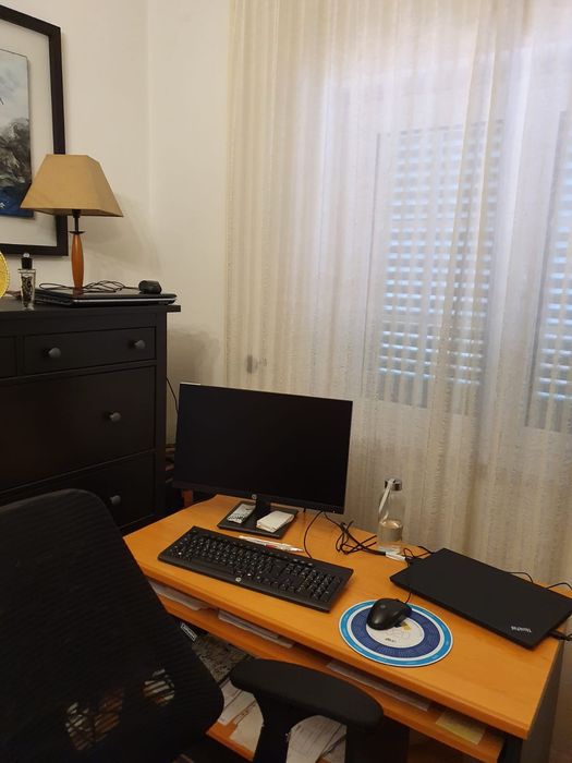 Secretária em madeira 100×50 cm