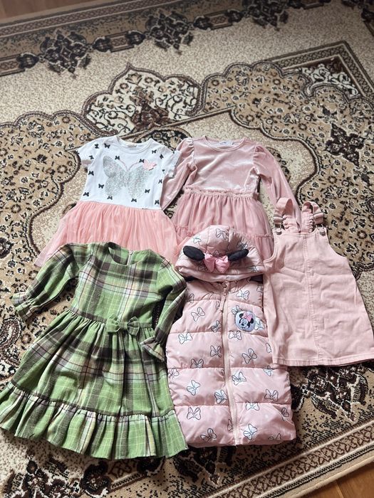 Лот дитячого одягу
