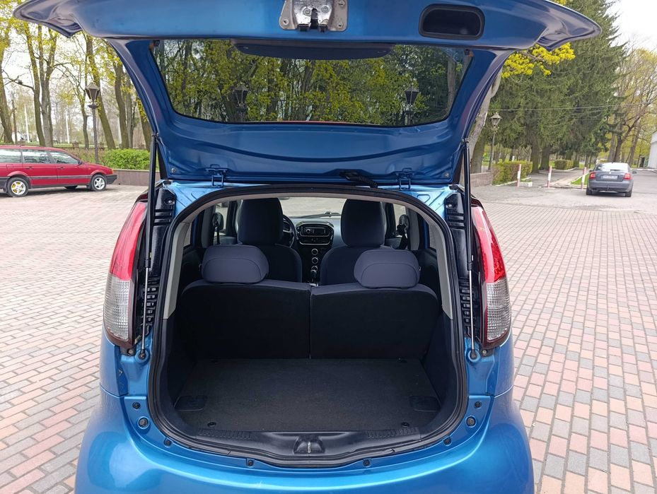 Peugeot iOn Електро 2012