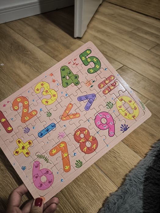Puzzle drewniane liczby