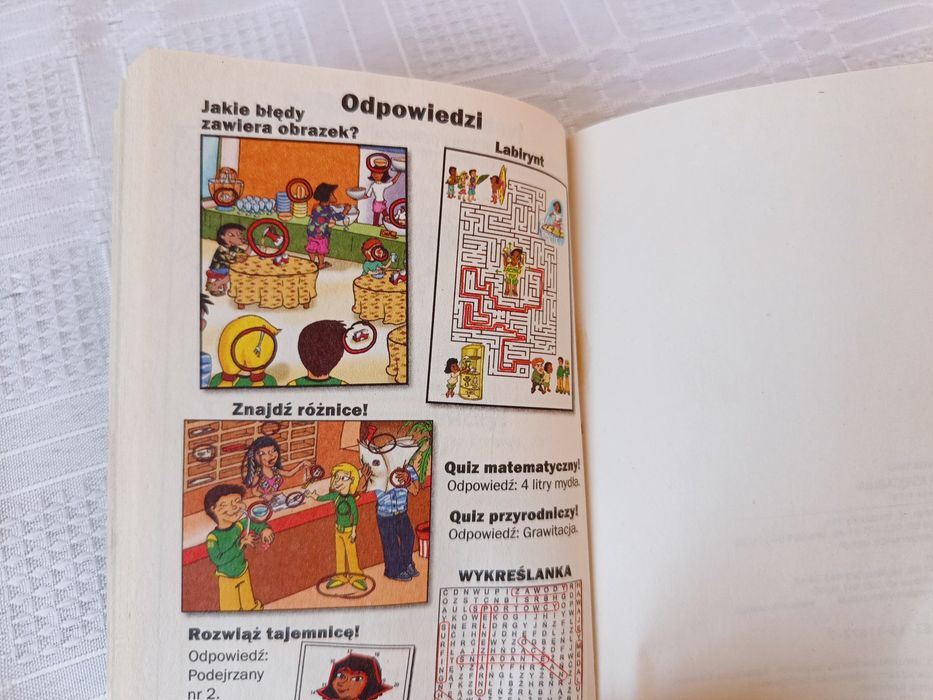"Drużyna PZ",  Misja 1: Zawody surfingowe, komiksy, gry, quizy, itp.