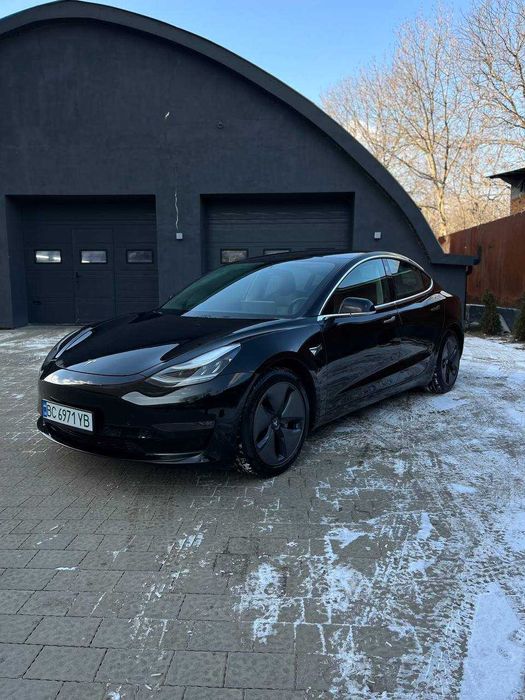 Оренда Tesla 3 LongRange
