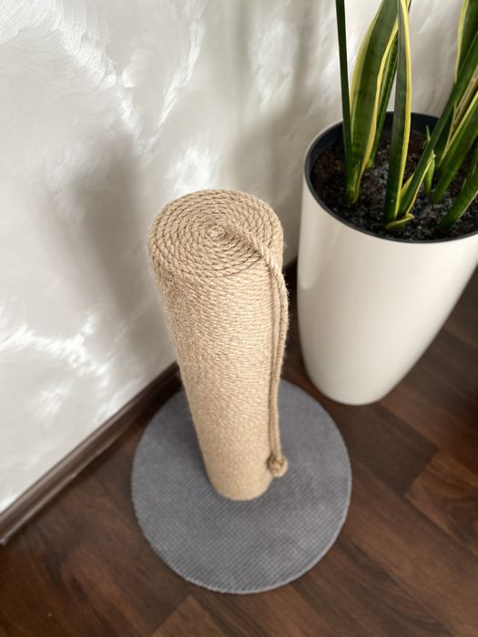 Кігтеточка для кота,якісна кігтеточка.