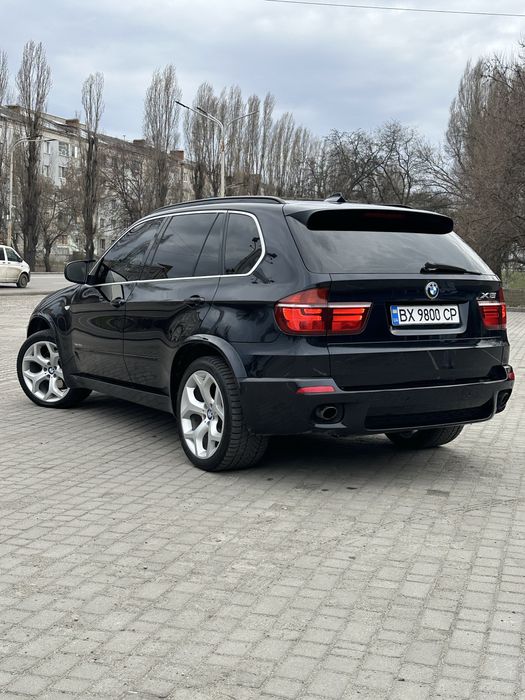 Продам BMW X5 e70 M57