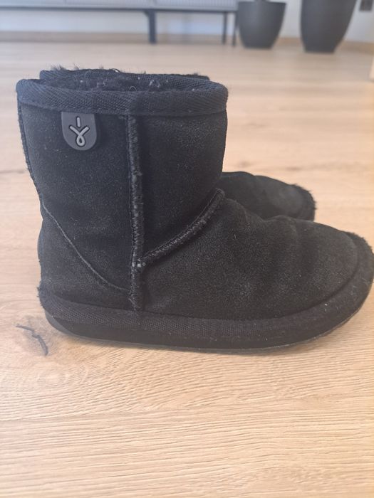 EMU Australia czarne r.24