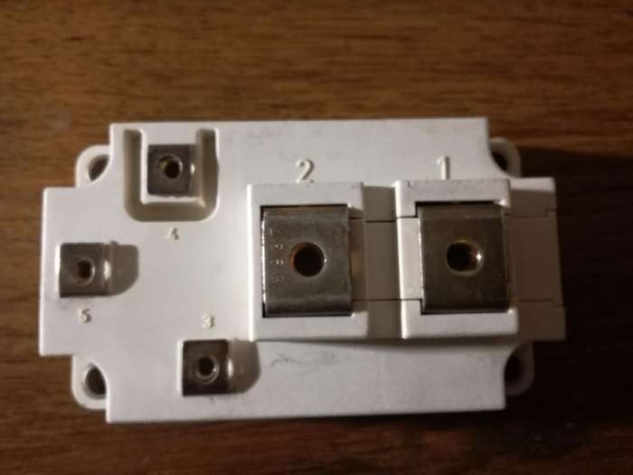 Moduł eupec igbt BSM300GA120DN2