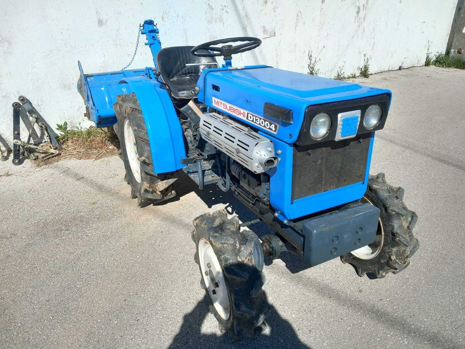 Trator Agrícola Mitsubishi D 13004