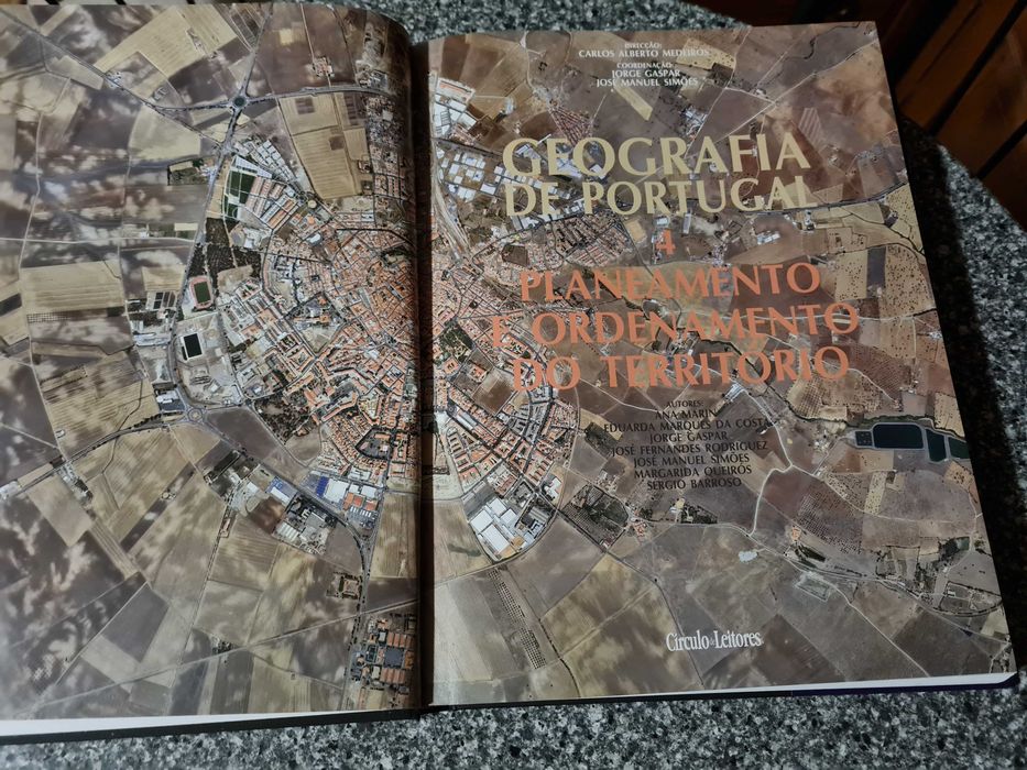 Livros de Geografia de Portugal-  Carlos Rodrigues