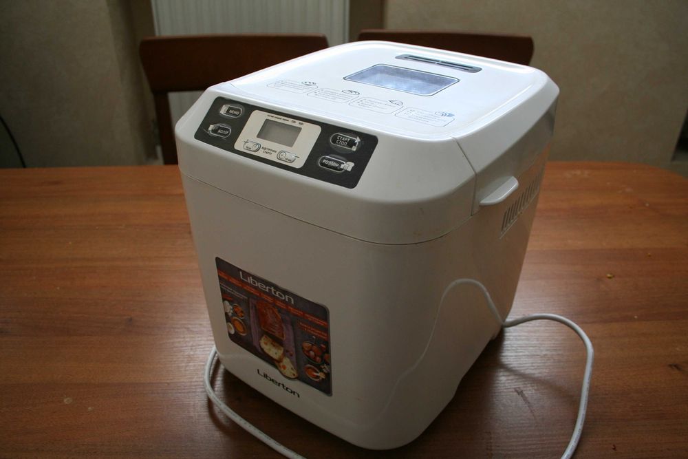 Хлебопечка LIBERTON LBM-6190