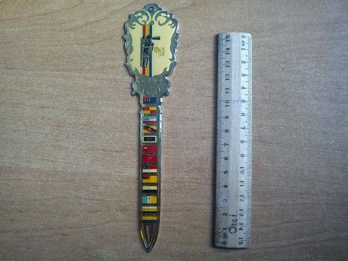 Канцелярский ножик, закладка К.Т.М. 1990 для открытия конвертов, писем