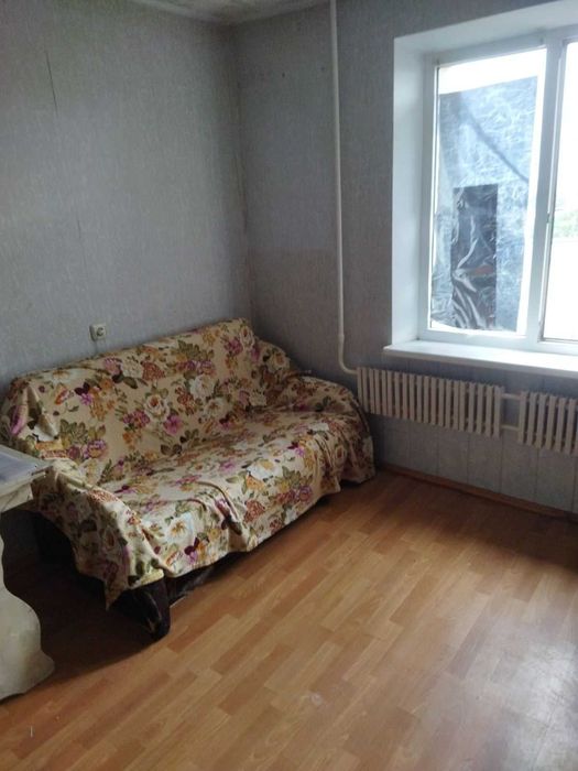 Сдаю гостинку на Салтовке. Метро –10мин.