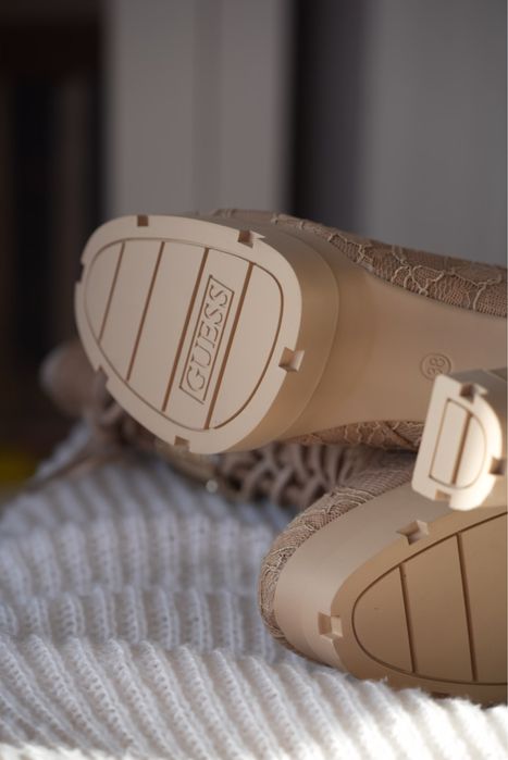 Guess Biola nude botki damskie r. 38 nowe oryginalne botki na słupku