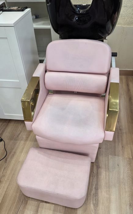 1 Rampa de Lavagem para Cabeleireiro Rosa e Dourado | 300€/unid.