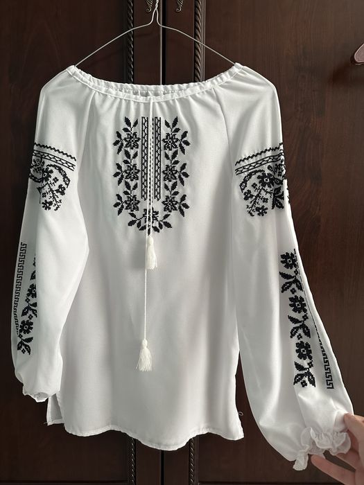 Вишиванка жіноча