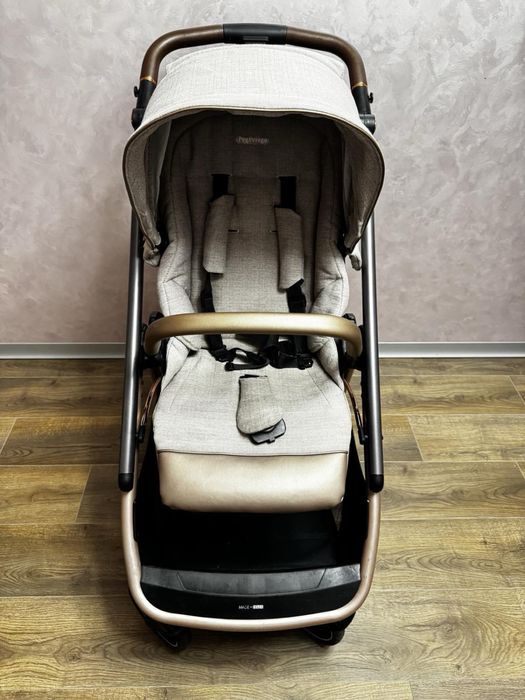 Коляска прогулянкова ВСЕСЕЗОННА Peg-Perego Veloce Mon Amour