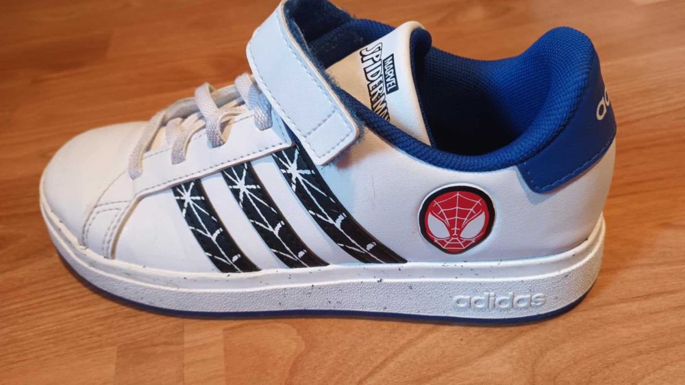 Ténis Criança Adidas Homem-Aranha + Oferta