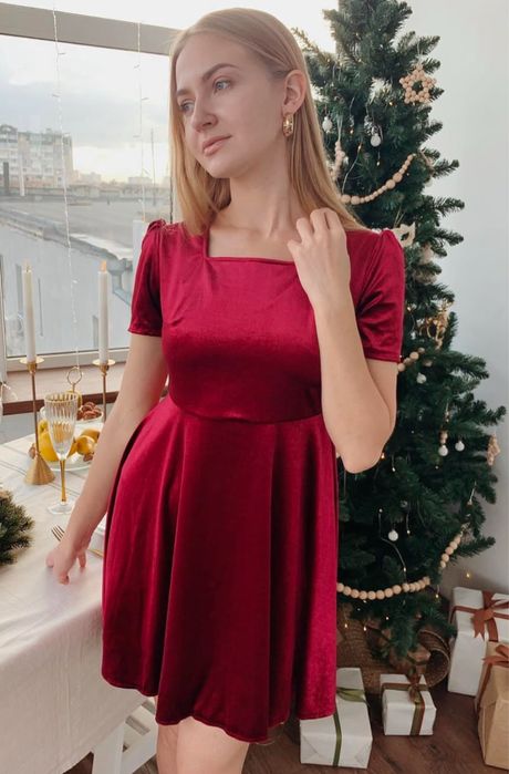 Бархатное платье