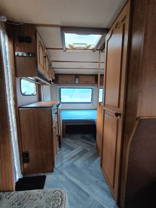 Przyczepa kempingowa Bürstner Lux