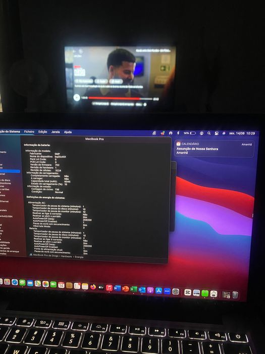 Mac book pro 13 em boas condições.