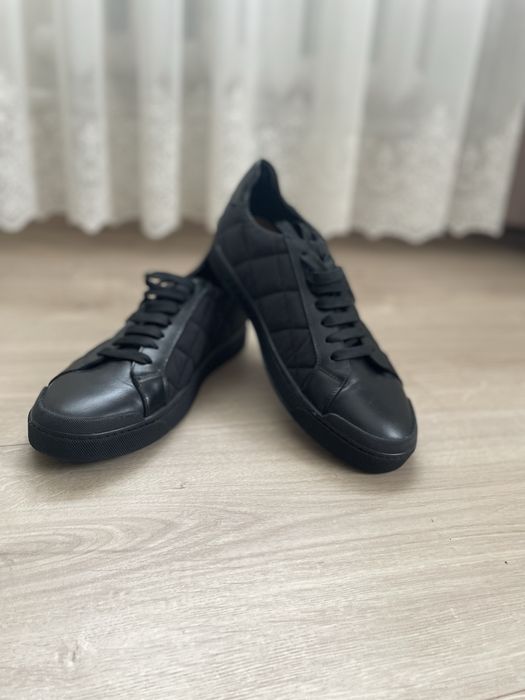 Туфлі від estro