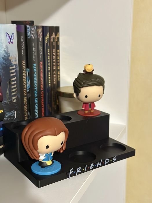 Поличка для фігурок Friends