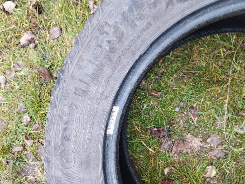 Продам летнюю  резину continental r16/205/55