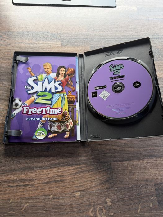Komputer PC Sims 2 FreeTime!