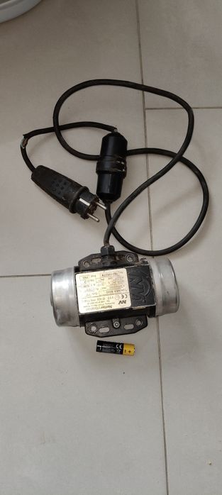 Wibrator elektryczny przyczepny NETTER Vibration NEA 5020