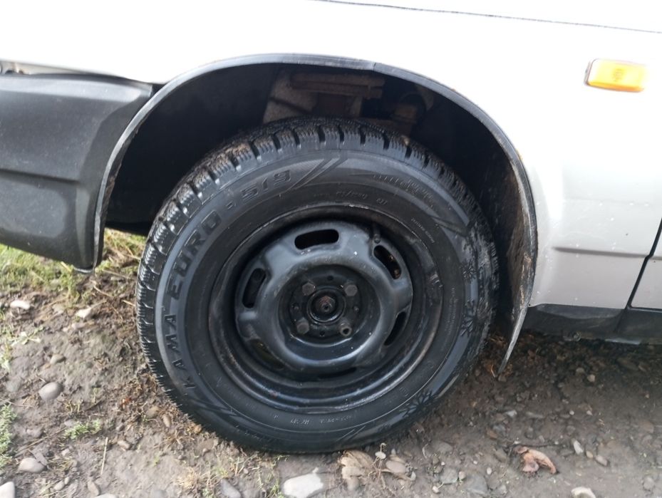 Продається 9 в хорошому стані