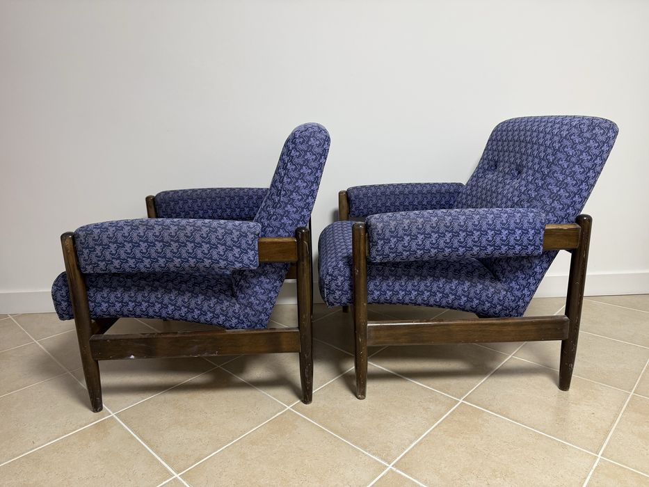 Fotele fotel PRL typ Gfm-142 komplet 2 sztuk tapicerowane