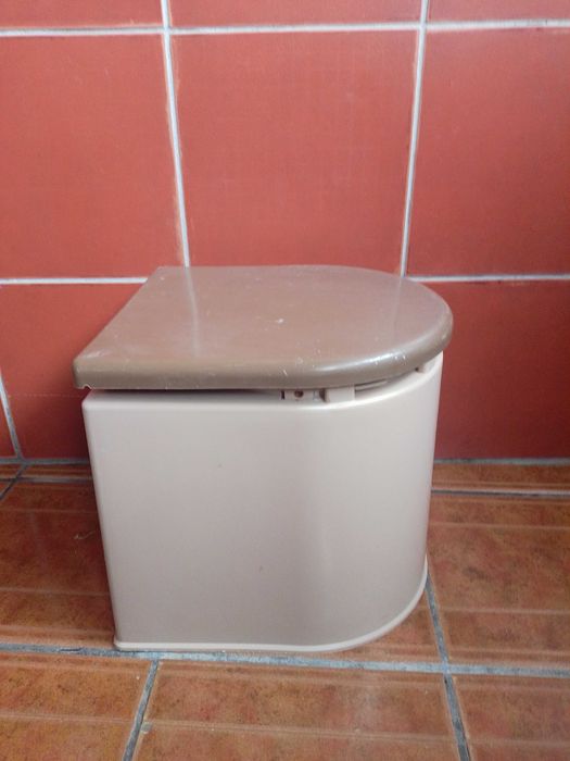 WC portátil em plástico