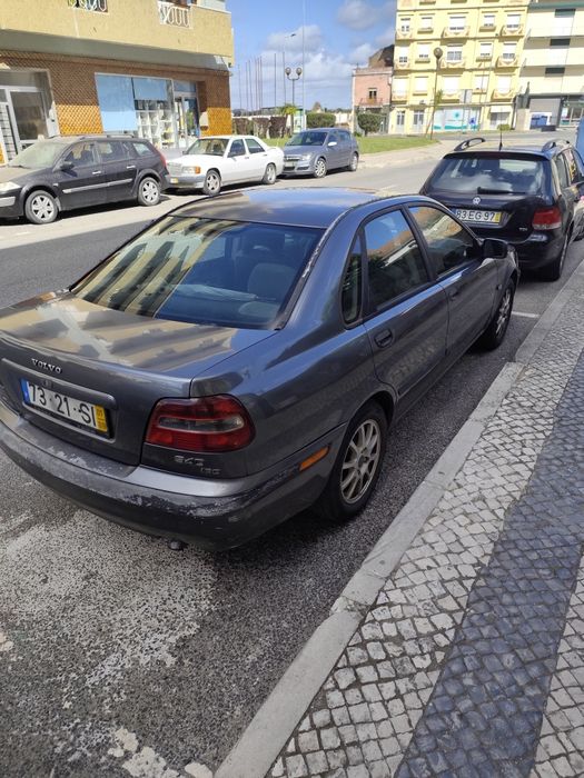 Vendo Volvo s40  2001