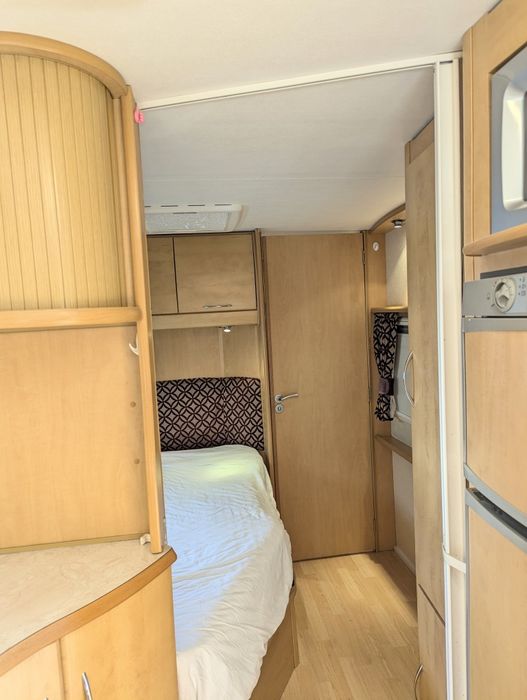 RESERVADA, Caravana Rodado duplo  ,Cama fixa  / 4 pessoas/levo ao loc