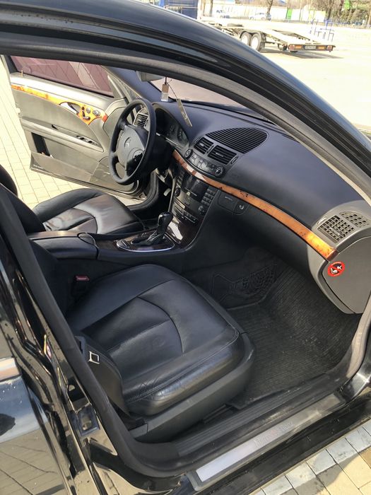 Продам Mercedes  Benz e211 2.2 cdi