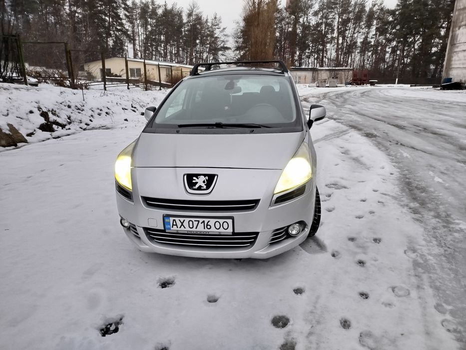 Продається свій автомобіль