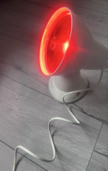 Lampa lecznicza na podczerwień