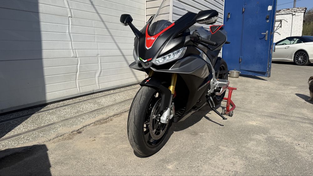 aprilia rsv4 1100 2021рік