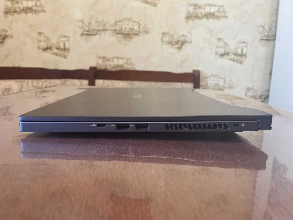 Ноутбук 15" 4K Asus ProArt StudioBook Pro (i7-9750H/16Gb/SSD 512/RTX5000)