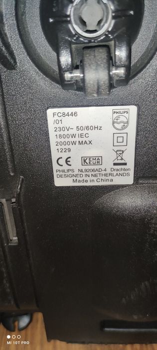 Продам СРОЧНО пылесос Philips 2000W