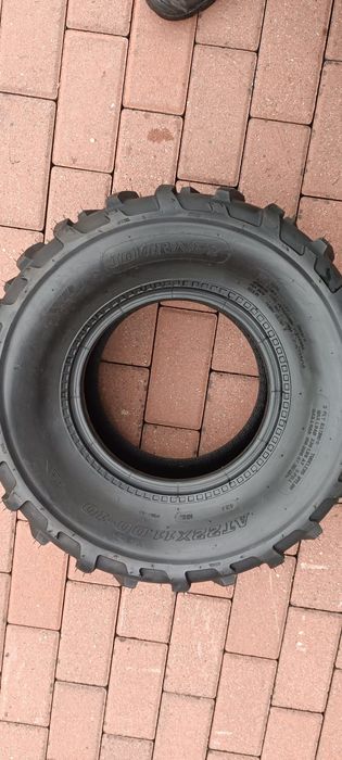 Opony nowe 22x11-10