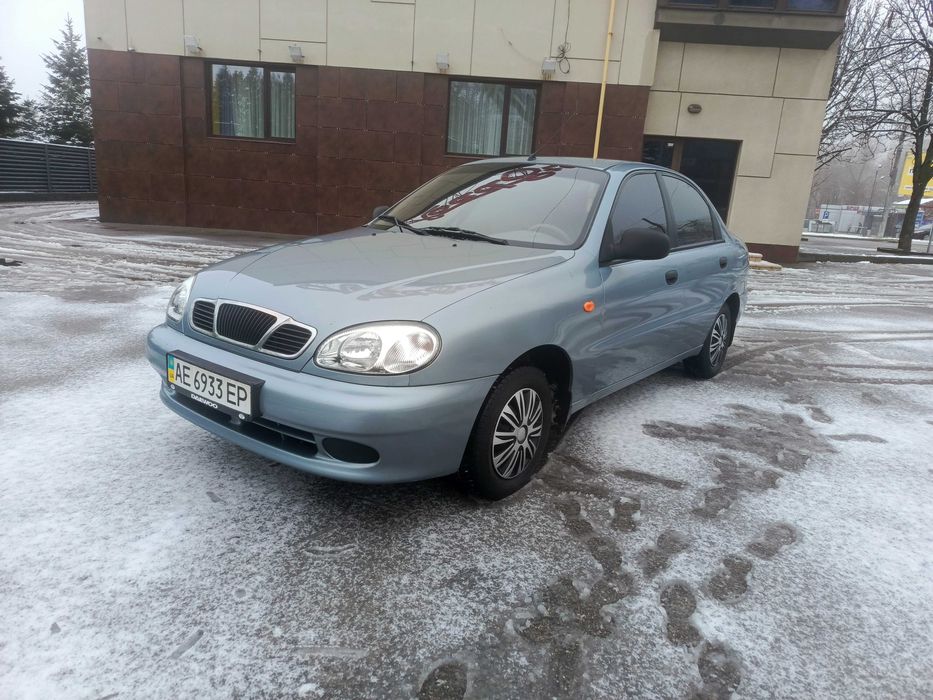 Не битый, не крашенный абсолютно как новый автомобиль !!! Подтвержденный пробег 97тыс- 100%. Один хозяин с автосалона. Газ 4-го поколения вписанный в техпаспорт. Гидроусилитель. Кондиционер. Хорошая зимняя резина. Электростеклоподъемники. Грм заменено, вся обслужена и ухожена !