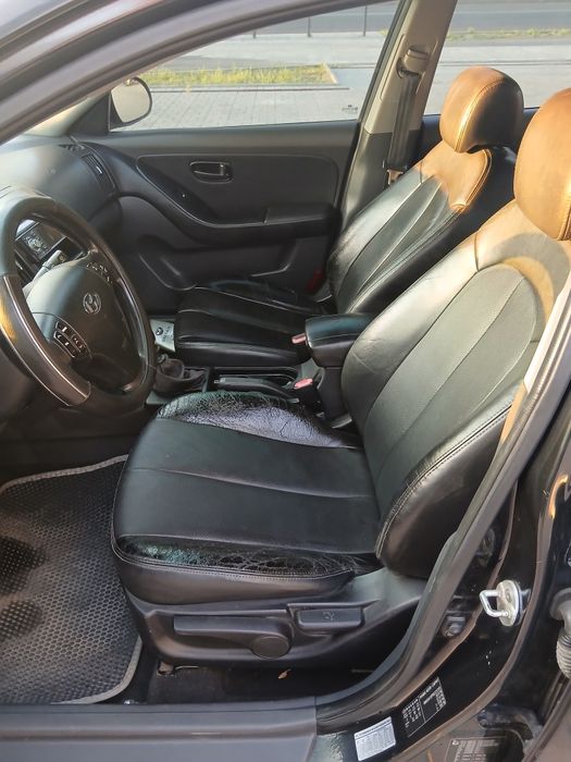 Hyundai Elantra 2.0 газ
